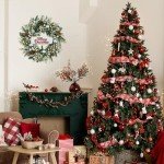 YNYLCHMX 20 Inch Christmas Wreath for Front Door, Winter Wreath with Welcome Sign Pine Needle Pine Cone Berry Artificial Door Xmas Wreaths for Window Wall Fireplace Farmhouse Holiday Party Decoration