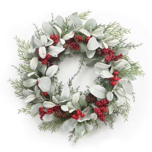 19'' Christmas Wreath with Red Berries & Pinecones