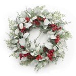 19'' Christmas Wreath with Red Berries & Pinecones