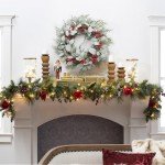 19'' Christmas Wreath with Red Berries & Pinecones