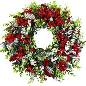 18" Red and Black Plaid Christmas Wreath
