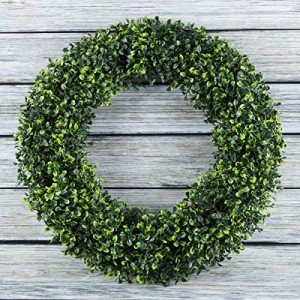 19.5-Inch UV Resistant Boxwood Wreath for All Seasons