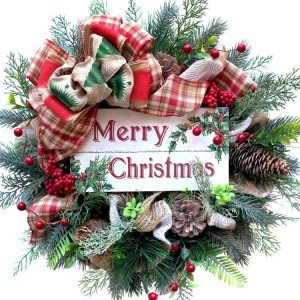 Bibelot 18inch Mesh Chrimas Day Wreath 18inch Artificial Winter Berries Wreaths with Merry Christmas Sign for Indoor/Door Decor, Wreaths for Christmas and Winter Decor