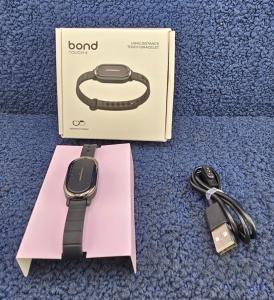 Bond Touch 4 Couples Smart Bracelet - Stay Connected
