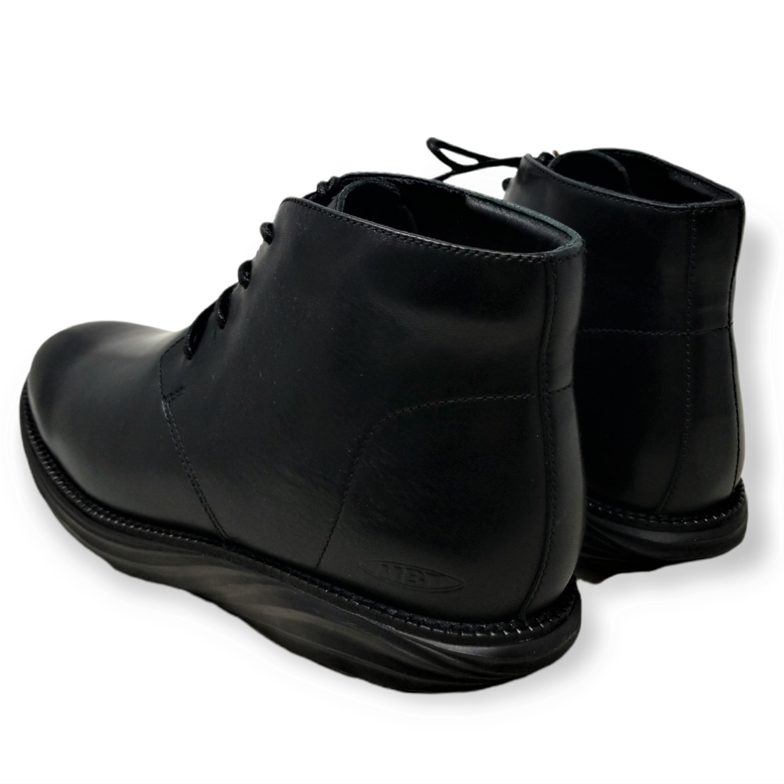 MBT Cambridge Men's Mid Cut Boot - Black Nappa Leather