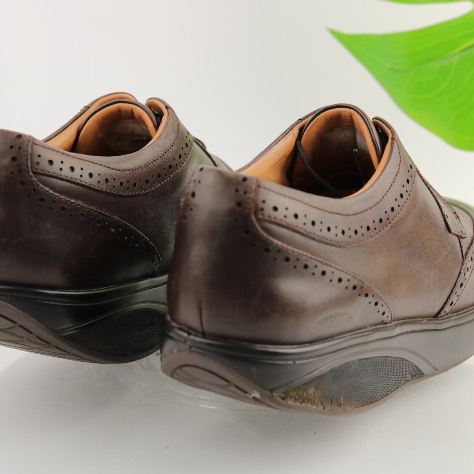 MBT Men's Brown Leather Wingtip Oxford Size 10