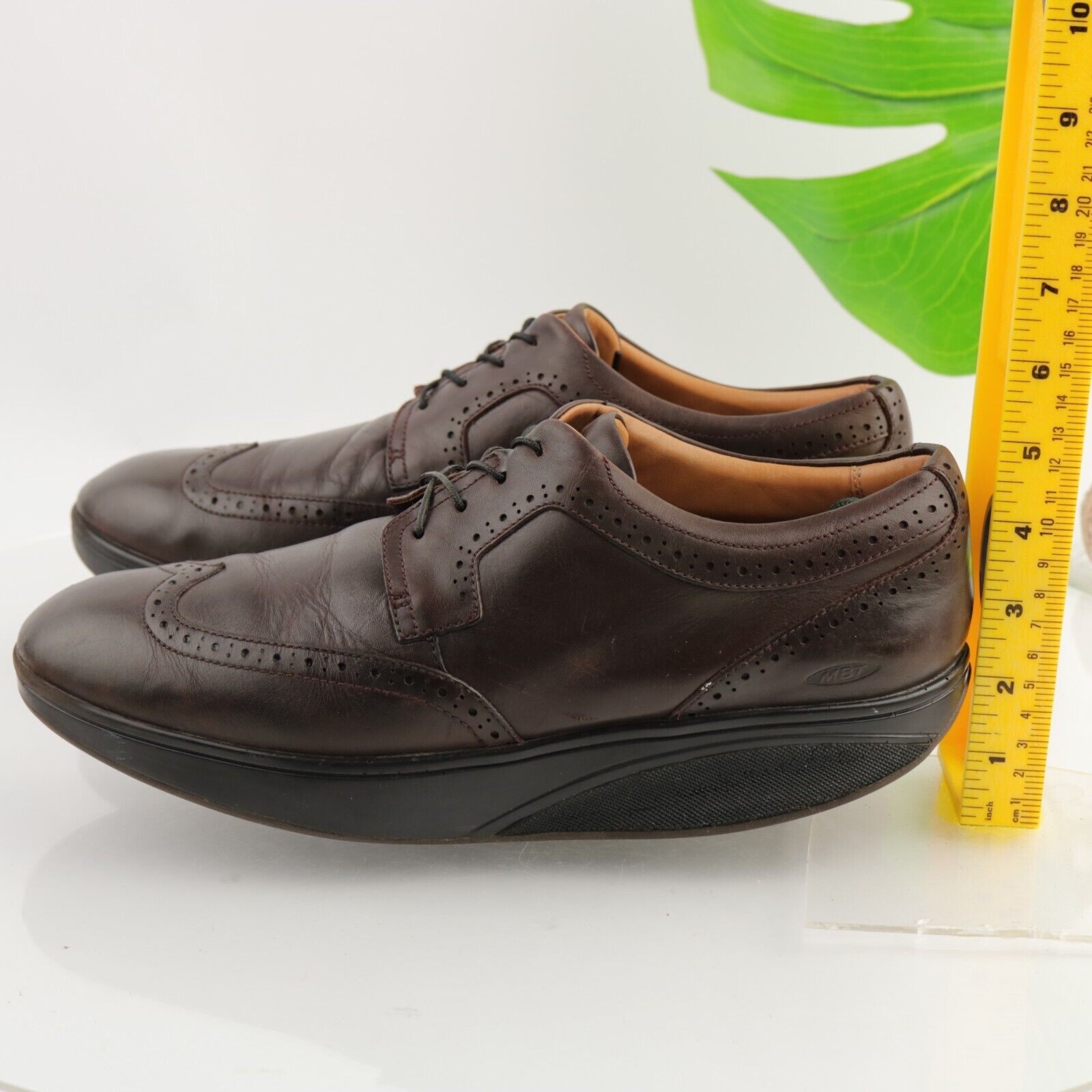 MBT Men's Brown Leather Wingtip Oxford Size 10