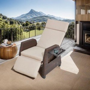 Yalissey Outdoor Recliner Chair with Adjustable Table