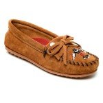 Minnetonka Women’s Thunderbird “Animikii” Hardsole – Moccasins for Women with a Classic Leather Moccasin Silhouette, Cushioned Footbed, and Beaded Moccasin Design, Brown, Size 10