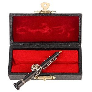 Mini Clarinet Lapel Pin Brooch for Music Lovers