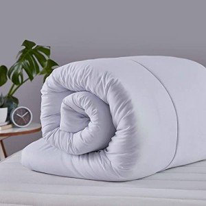 Premium Anti-Allergy Duvet for Year-Round Comfort