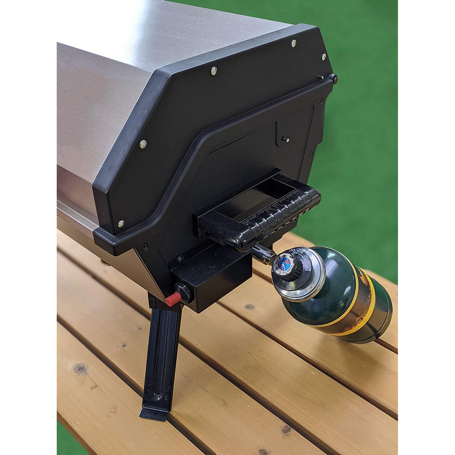 Portable Propane Gas BBQ Grill with Support Legs