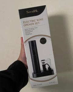Secura Automatic Electric Wine Opener Set