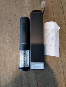 Cordless Electric Wine Opener with Foil Cutter