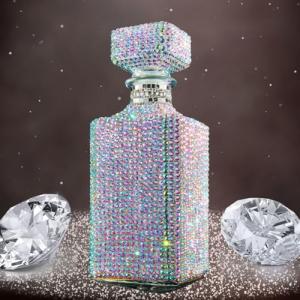 Diamond Rhinestone Wine Decanter - 730 mL Bling