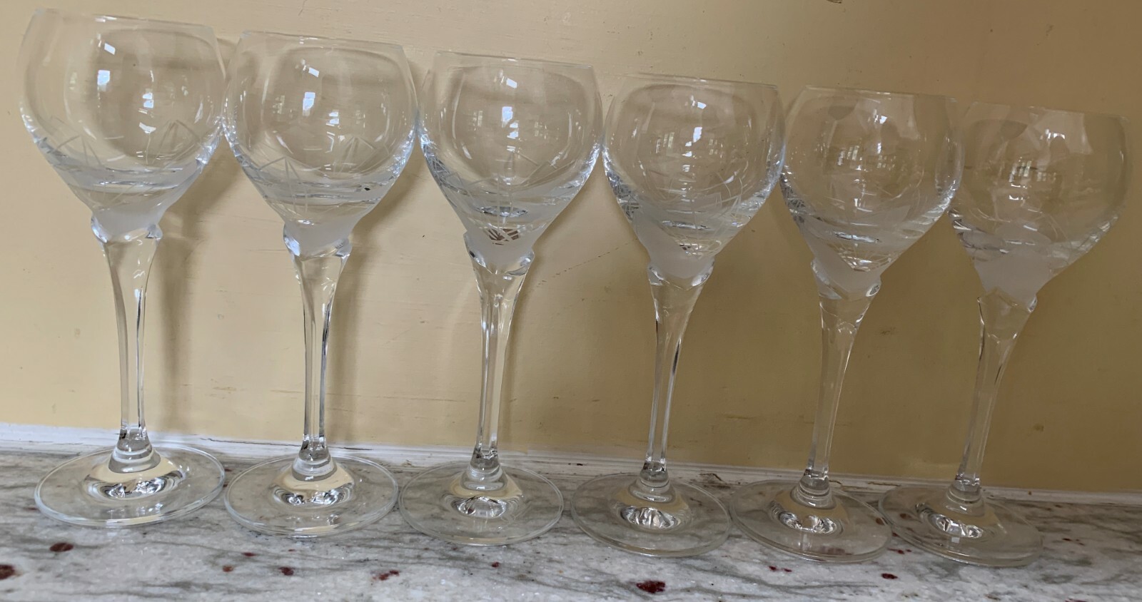 6 Cordial Glasses with Frosted Petal Design