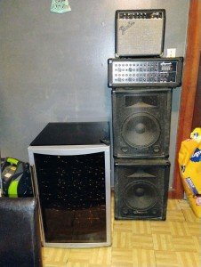 Mini Wine Cooler with Amplifiers