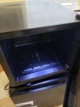 Compact Wine Fridge for Perfect Temperature Storage