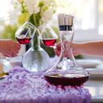 Elegant Hand Blown Wine Decanter with Aerator
