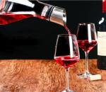 Crystal Clear Wine Decanter with Aerator