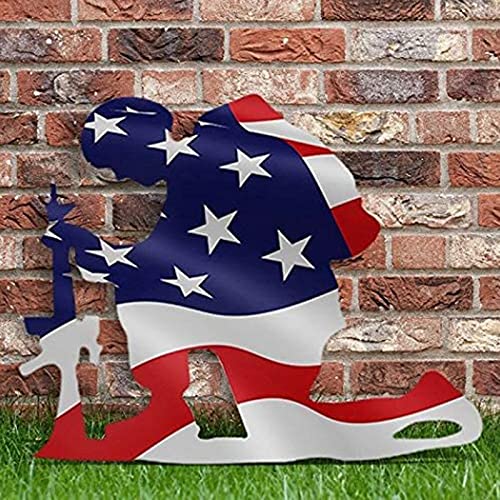 Patriotic Lawn Sign for July 4th - 22cm