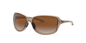Oakley Cohort Sunglasses + Accessories Bundle for Women