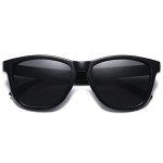 Trendy Women’s Polarized Designer Sunglasses with UV Protection