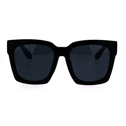 Oversized Black Horned Rim Sunglasses for Women