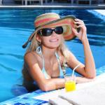 Trendy Polarized Sunglasses for Women with UV400 Protection