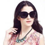 LianSan Oversized Women’s Polarized Sunglasses - Black