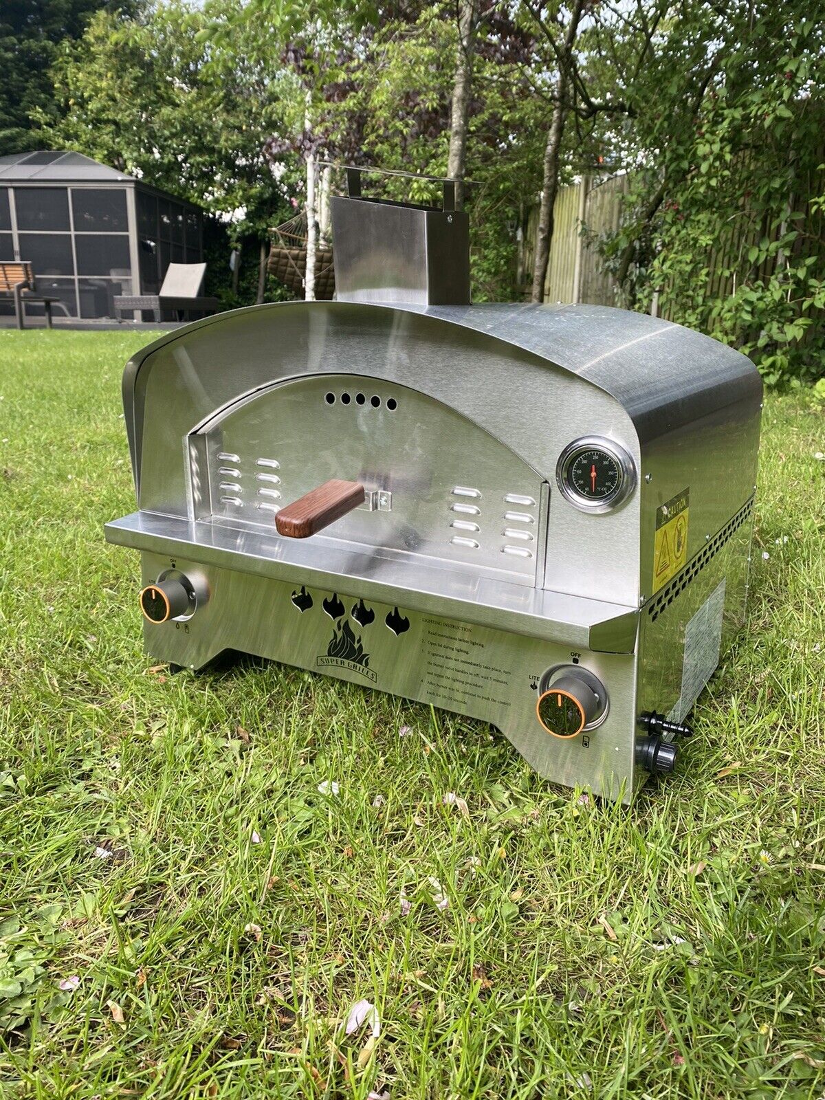 Tabletop Gas Pizza Oven for Outdoor Cooking
