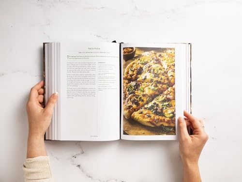 Ultimate Pizza Cookbook: 300+ Authentic Italian Recipes