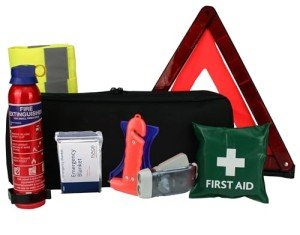 EVAQ8 Emergency Car Safety Kit
