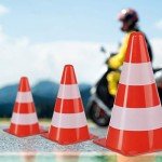 Relaxdays Set of 10 Safety Cones, Stackable, Field & Track Cones, Markers, Pylons, 22 cm, Orange/White