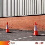 Street Solutions - Cone Chain Barrier Kit, 5 x 750mm Road Cones, 5 x Chain holders, 5 x Chains - Traffic Road Cone - Strong and Durable Cone (Orange)