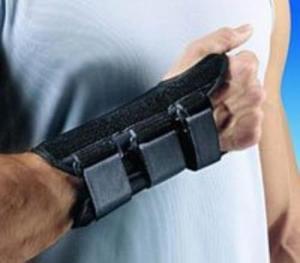 DonJoy Comfortform Medium Right Wrist Brace