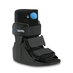 Medium Black Air Cam Walker Fracture Boot