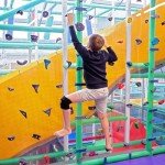 Adjustable Knee Support for Kids - Black