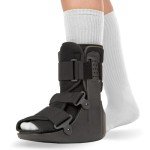 BraceAbility Short Walking Boot for Foot Injuries