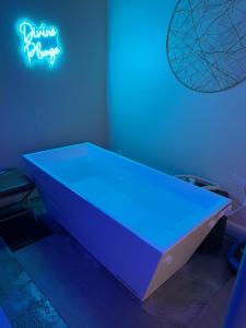 Plunge Cold Tub - Original Model, 39°F