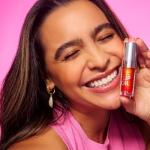 Essence Hydra Kiss Vegan Lip Oil - Honey!