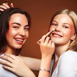 Vegan Liquid Highlighter for Radiant Glow