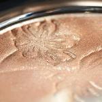 Catrice More Than Glow Vegan Highlighter - Beyond Golden