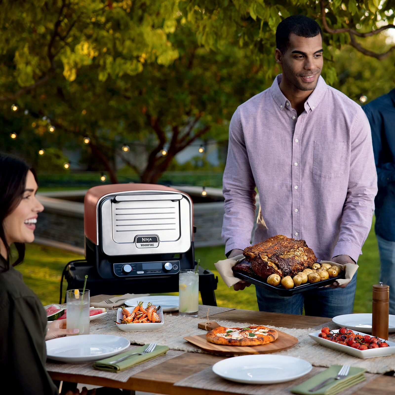 Ninja 8-in-1 Woodfire Pizza Oven for Outdoors