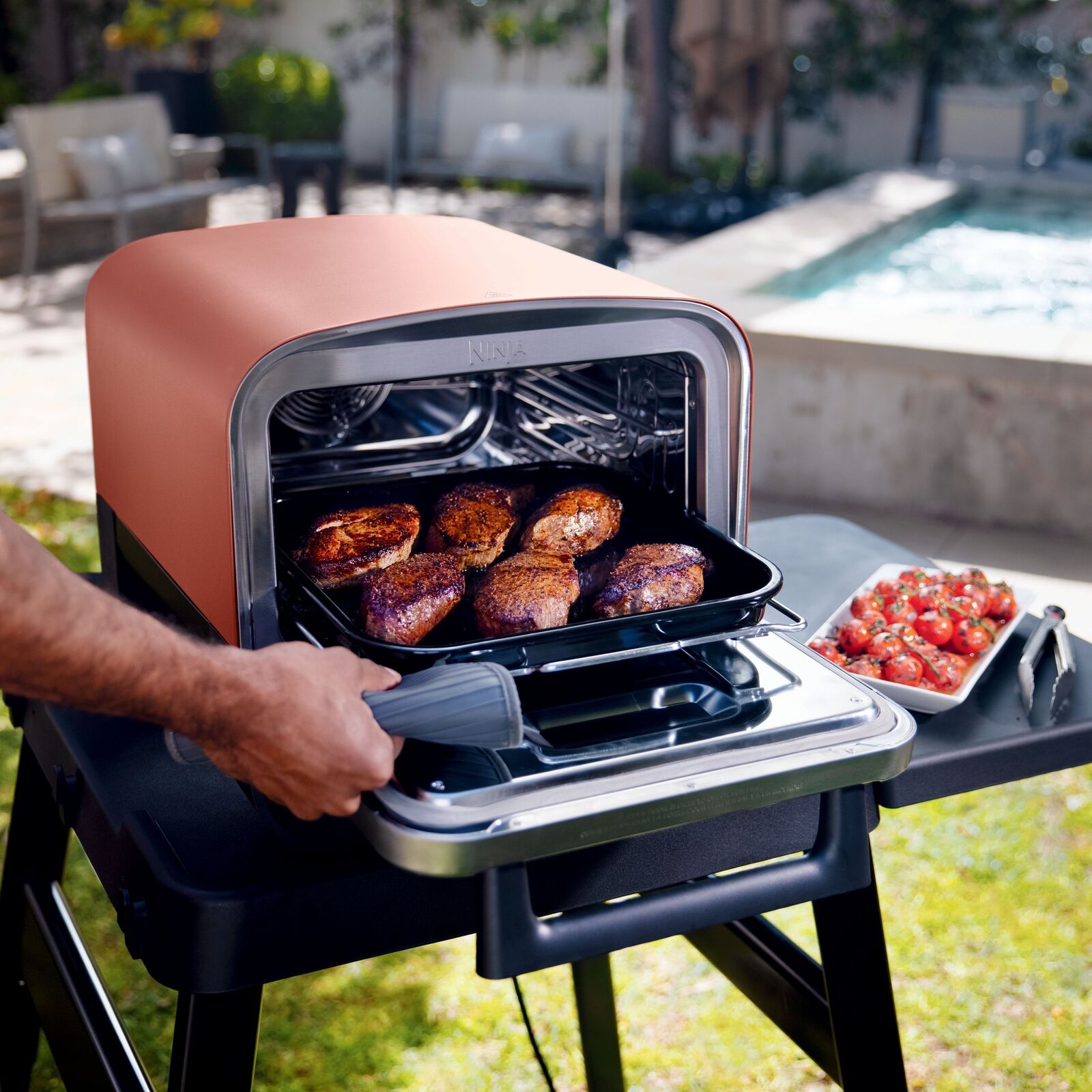 Ninja 8-in-1 Woodfire Pizza Oven for Outdoors