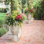 Set of 2 Classic Outdoor Plastic Urn Planters