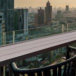 Stylish 45.5” Outdoor Counter Height Bar Table