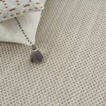 Ivory Silver Geometric 6' x 9' Area Rug