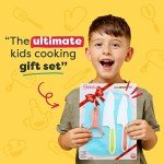 Kid Safe Plastic Knives and Cutting Board Set