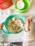 Tovla Jr. Kids Mixing Bowl and Pitcher Set